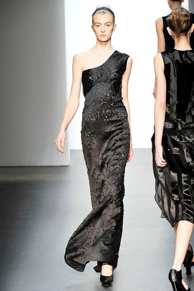 Look 34
